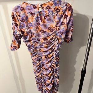 NWOT- Zara bodycon scrunch floral dress